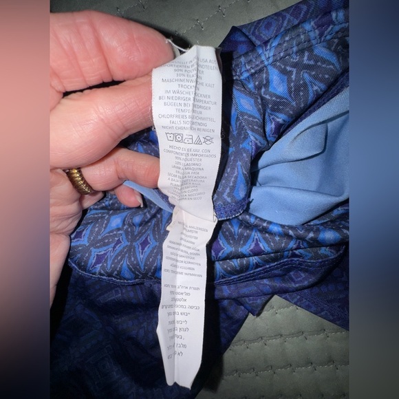 PrAna Roxanne Cropped Leggings Blue Paisley Sz XS Yoga Athleisure Low Rise VGUC - Picture 10 of 11